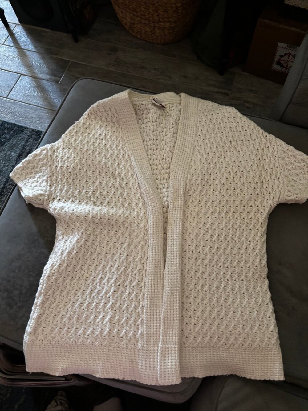 Coldwater Creek White Short Sleeve Open Cardigan, Size LARGE